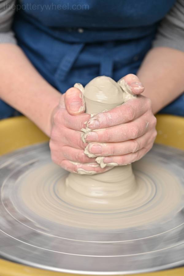which direction should a pottery wheel turn