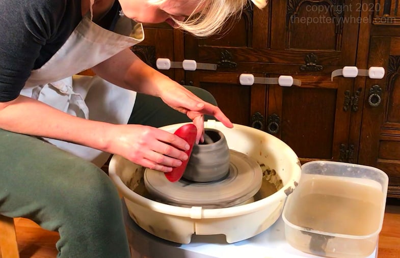 Can you use air dry clay on a potters wheel