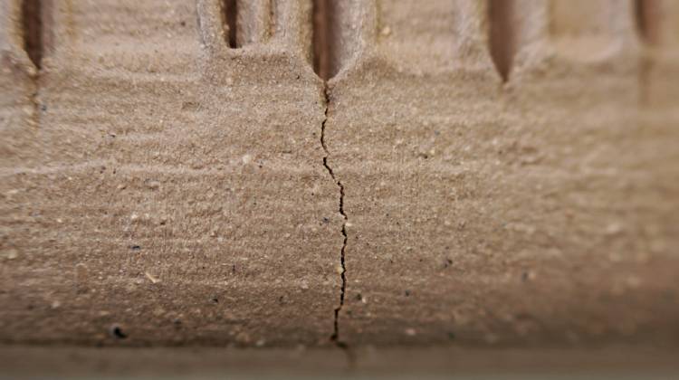 8 Reasons Pottery Clay Cracks When Drying & Solutions