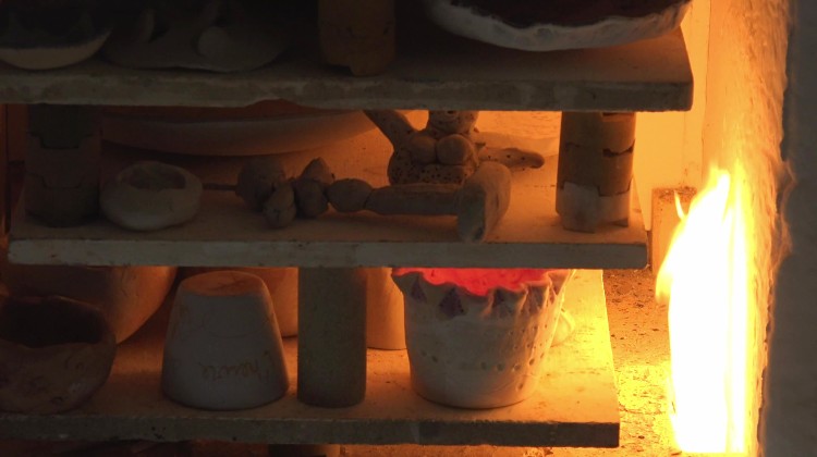 7 Pottery Firing Methods Commonly Used – With Images