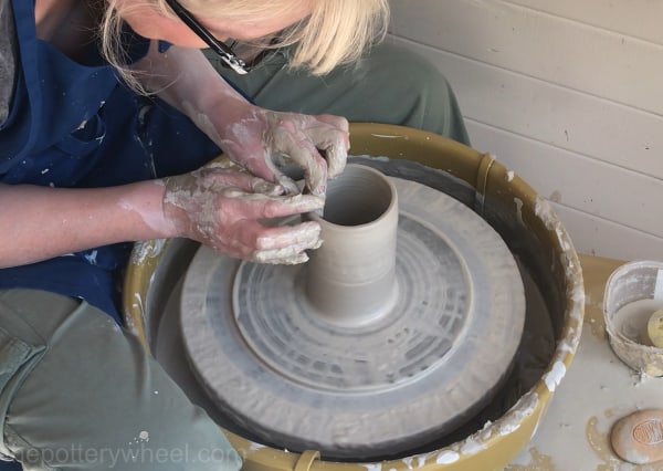 Stoneware clay is a good clay for beginners