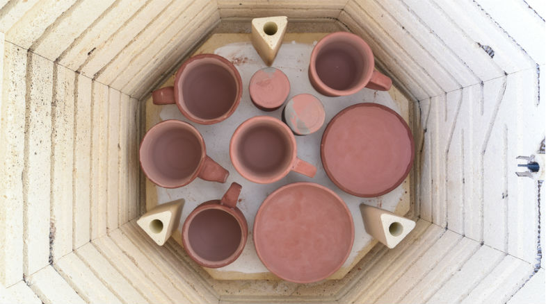 choosing a pottery glaze