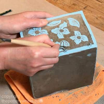 how to do sgraffito pottery