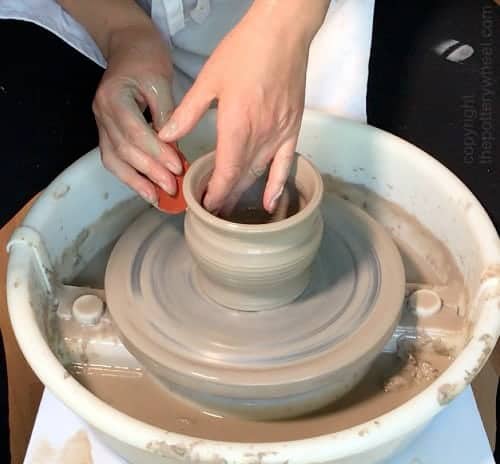 how to remove a pot from the pottery wheel