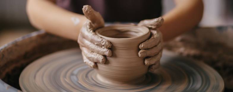 how to start a pottery hobby
