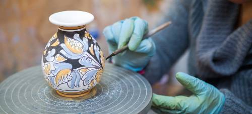 how to start a pottery hobby