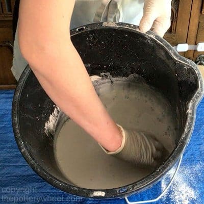mixing plaster for a hump mold
