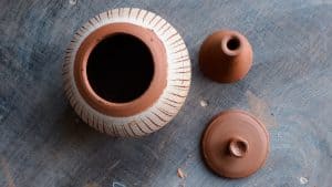 firing pots with lids