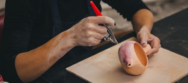 thinners can enable glaze to be sprayed onto pottery