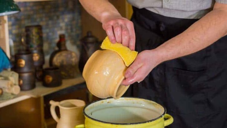 Can You Wash Glaze off Bisque Pottery? Washing Glaze off Unfired Pots