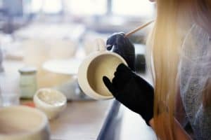 how long should glaze dry before firing
