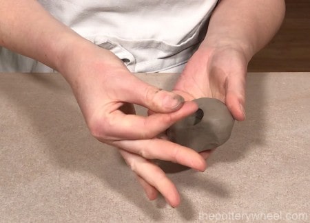 how to make a pinch pot