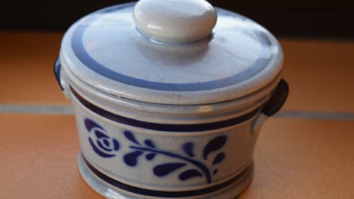 How to identify salt glazed pottery