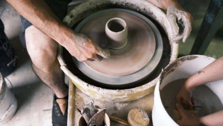 13 Ways of Finding a Pottery Wheel Near Me