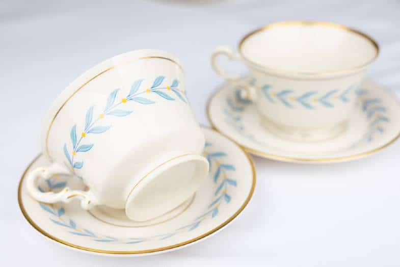 Fine china outlet brands list