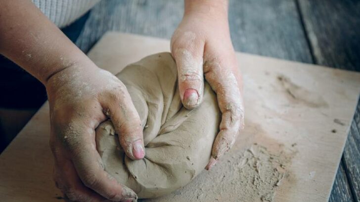 Do You Have to Wedge Clay When You Are Hand Building?
