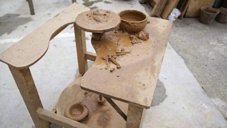Potter’s Wheel History | How Ancient Pottery Wheels Evolved