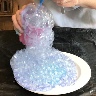 bubble glazing to decorate pottery