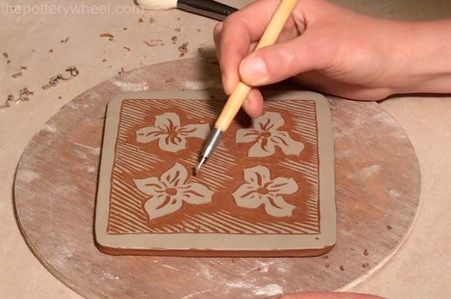decorating pottery with sgraffito
