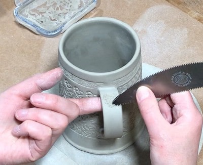 scoring handle on slab built mugs