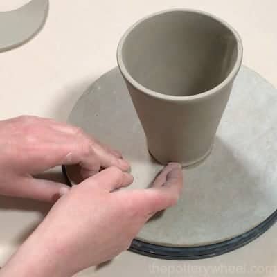 Blending the base onto the mug