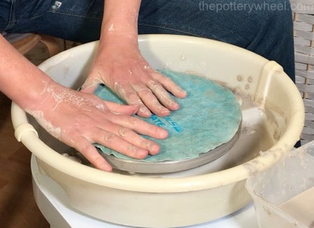 Cheap Pottery Wheel - A Complete Owners Review