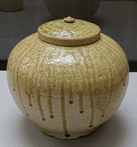 Early Japanese ash glazed stoneware