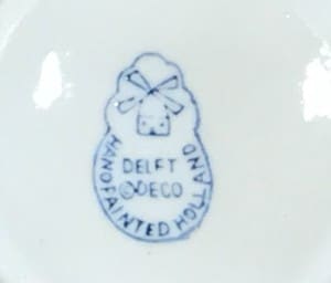 stamped pottery mark