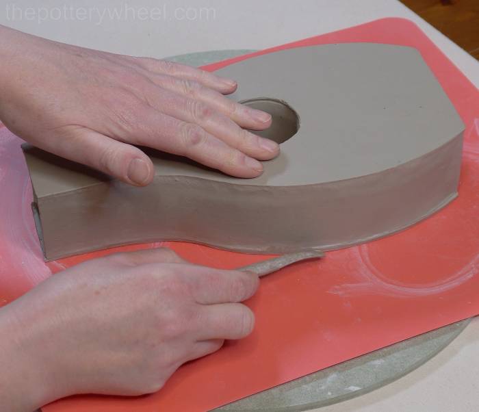 Blending the outside edge of the donut vase