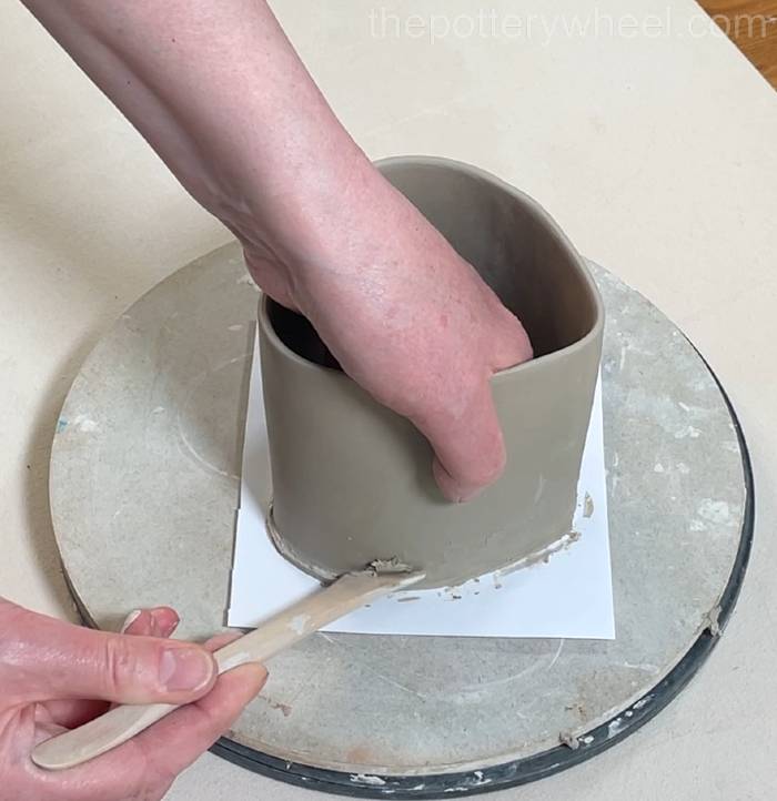 blending the base onto the mug