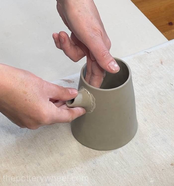 Attaching the spout to the pour-over coffee dripper jug
