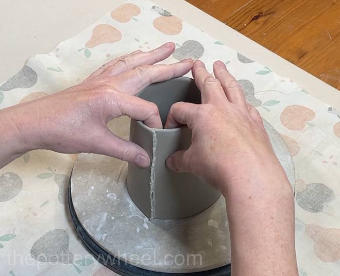 Pressing the seams of the slab together