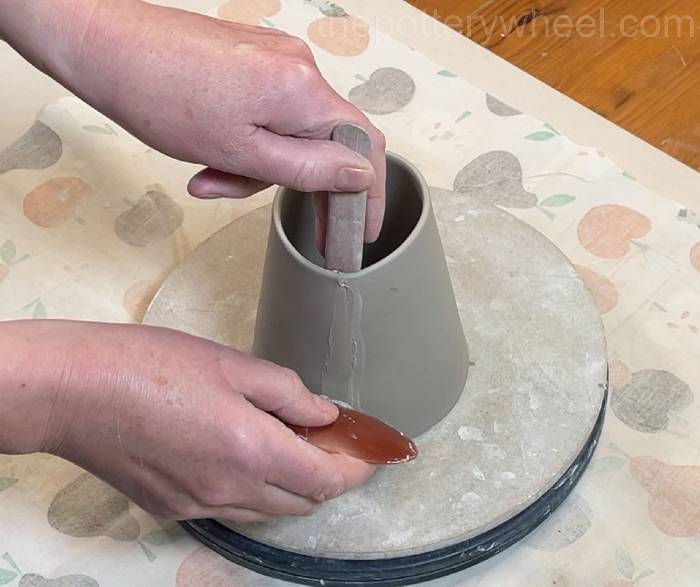 Smoothing the outside seam of the slab