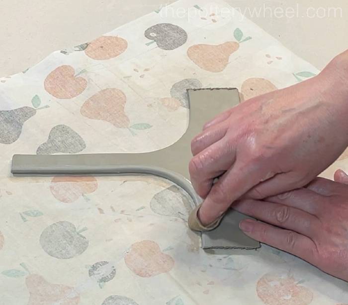Smoothing the edge of the neck